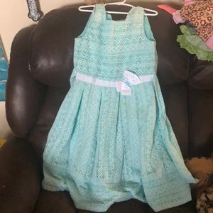 Girls dress